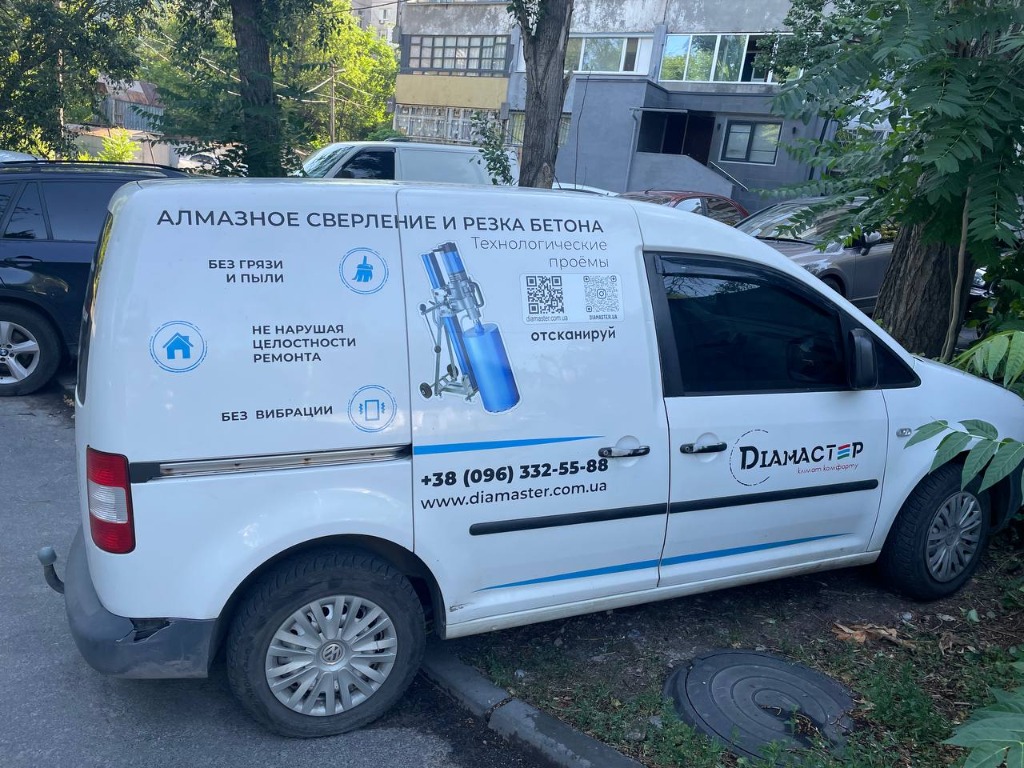 Робочий автомобіль монтажників Diamaster